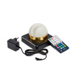 De Tafellamp DORSETTO oplaadbaar 105 uur is een waterdichte, goudkleurige tafellamp met een marmerachtige afwerking en wordt geleverd met een afstandsbediening.